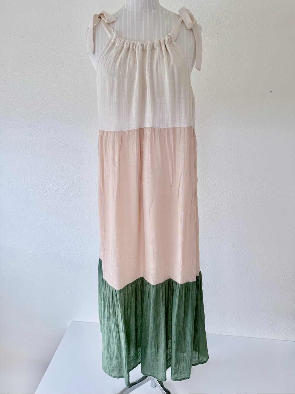 Luxology Colorblock Tiered Maxi Dress | Cottagecore Boho Tie-Strap | Size M